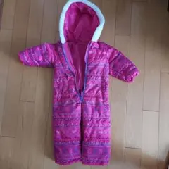 ジャンプスーツ ピンク柄 ボアフード付き