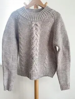 niko and ... ケーブル編み長袖ニットセーター