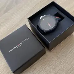 TOMMY HILFIGER 腕時計