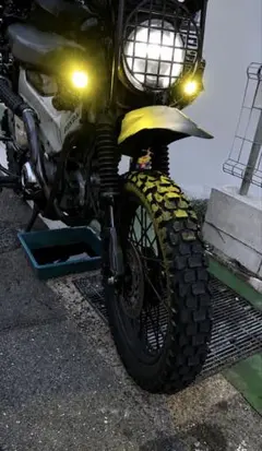 [引き取り限定]HONDA CT125ハンターカブ オフロード軍用風カスタム車両のサムネイル