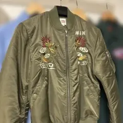 EDWIN・スカジャン風・MA-1・フライトジャケット・刺繍・カーキ色・Mサイズ