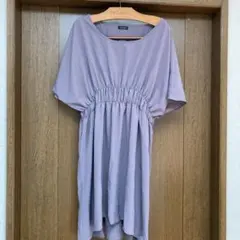 光沢のあるグレー色ワンピースのサムネイル