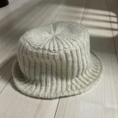 バケットハット ニット　アイボリー　56〜58cm