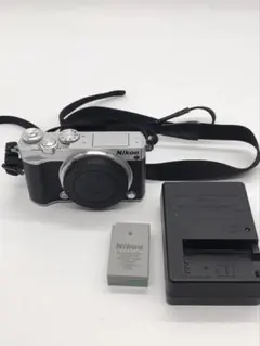 【ショット数2344回/美品】Nikon 1 J5 ボディ シルバー ニコン ショット数2344回/美品】Nikon 1 J5 ボディ シルバー ニコン - メルカリ