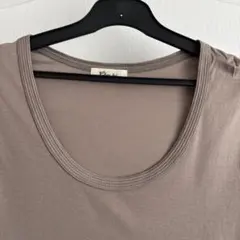 ラウンドネック 半袖Tシャツのサムネイル