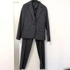 青山レディースpreciousパンツスーツ11号上下 ストライプ ダークグレー