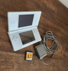 NINTENDO DS lite USG-001 本体 アダプタ USG-002