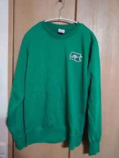 NIKE　クラブ フレンチ テリー ボルト スウェット　緑　グリーン