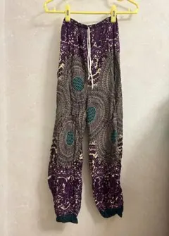 エスニック柄 サルエルパンツ 紫と緑　タイパンツ