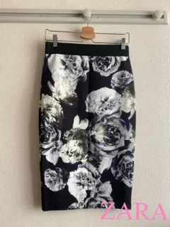 ZARA フラワープリント タイトスカート