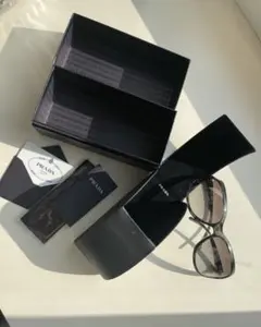 PRADA レディース サングラス ケース付きのサムネイル