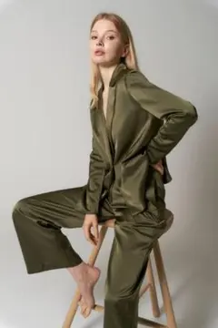 AMATERAS オリーブ セットアップ スーツ