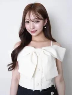 LIP SERVICE ツイードリボンオフショルトップス