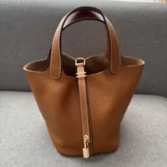 キューブバッグ ハンドバッグ