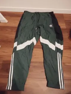 adidas ストライプジャージパンツ シャカパン　XLサイズ