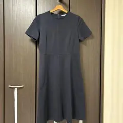 23区 ネイビー 半袖 ひざ丈ワンピース 38 綿混 清楚 ペチコート付きのサムネイル