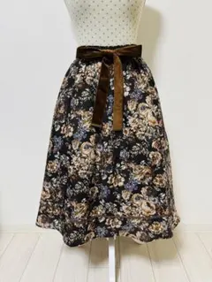 美品⭐️axes femme アクシーズ ミディスカート 花柄 美術館 エレガント