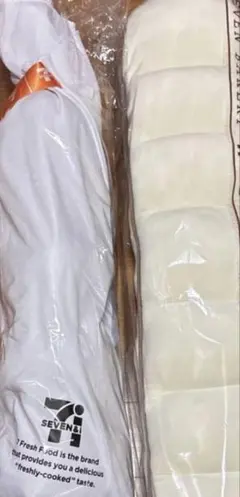 セブンイレブン 一番くじ Happyくじ　特賞 ラストワン賞 クッション