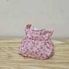 シルバニアファミリー　洋服　着せ替え　ワンピース　⑦