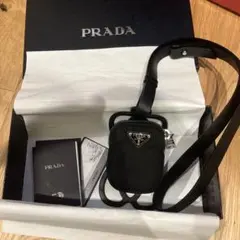 s*o様 PRADA ナイロン ポーチ ストラップ付き　スマホホルダー スマホケ
