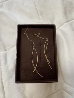 ロングフープピアスとオパールチャームセット