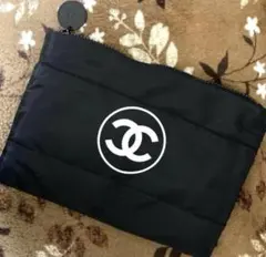 【新品】CHANELシャネル メイクアップポーチ ノベルティ