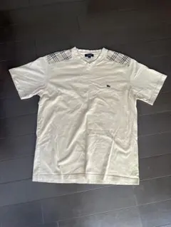 BURBERRY VネックTシャツ M