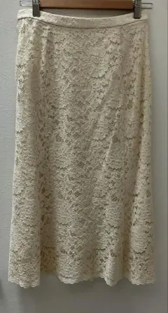 UNIQLO レースのスカート