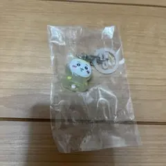 めじるしアクセサリー2　ちいかわ　ガチャガチャ　カプセルトイ　レインコート