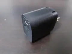 PD30W GaN Type-C/USB-A 高速充電器 ET-25AC06