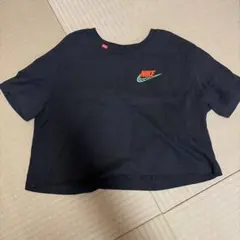 Nike ブラック Tシャツ Mサイズ