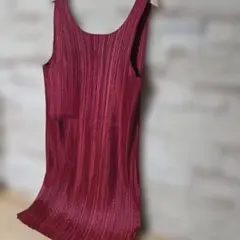 ISSEY. MIYAKEプリーツプリーツエプロン赤 2026年最新】issey miyake エプロン ワンピースの人気アイテム - メルカリ