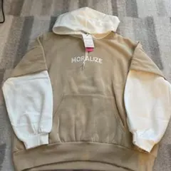 新品 ピンクラテ 150 ベージュスウェットパーカー