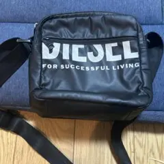美品 DIESEL VERTYO ショルダーバッグ ビックロゴ ディーゼル 黒