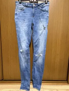 ZARA ザラ　スキニーデニム ライトブルー ダメージ加工