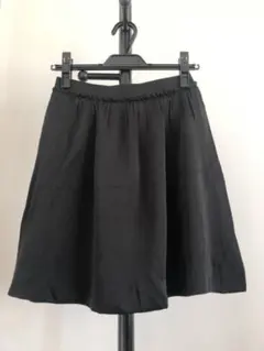 【YECCA VECCA】黒フレアスカートのサムネイル