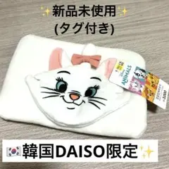 韓国　DAISO 限定　マリーちゃん　Disney ポーチのサムネイル
