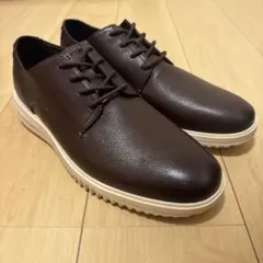 ダークブラウン プレイントゥ シューズ