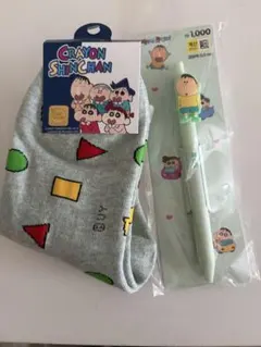 クレヨンしんちゃん 靴下＆ボールペン 2点セット　韓国ダイソー