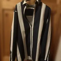 ZARA 黒と白のストライプ長袖シャツのサムネイル