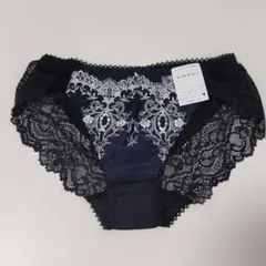 Item thumbnail for item 275da7a7-6056-4984-92a4-457d3e1c6fbf