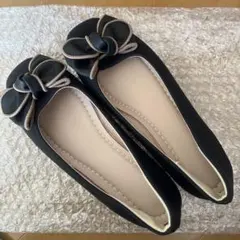リボン付き黒フラットシューズ 24.5サイズ
