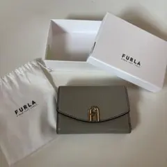 FURLA 三つ折り財布 バイカラー - メルカリ