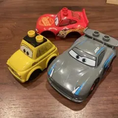 LEGO カーズ 3台 赤いレーシングカー 灰色のレーシングカー 黄色の車