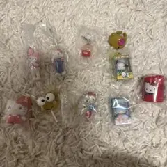 ハローキティ・マイメロディ・ポムポムプリン カプセルトイ 8個セット