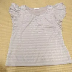 美品　any SiS 半袖カットソー ベージュ フリル　M　ビジューつきのサムネイル
