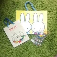 Miffy ショップバッグ　シール　ミッフィー　うさぎ　オランダのサムネイル