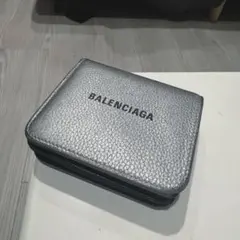 BALENCIAGA シルバー 二つ折り財布のサムネイル