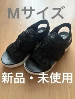 「新品タグ付き」moz ブラック スポーツサンダル　Mサイズ