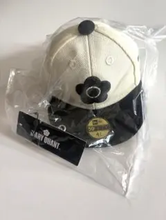 MARY QUANT フラワーモチーフ キャップ ニューエラ　ポーチ
